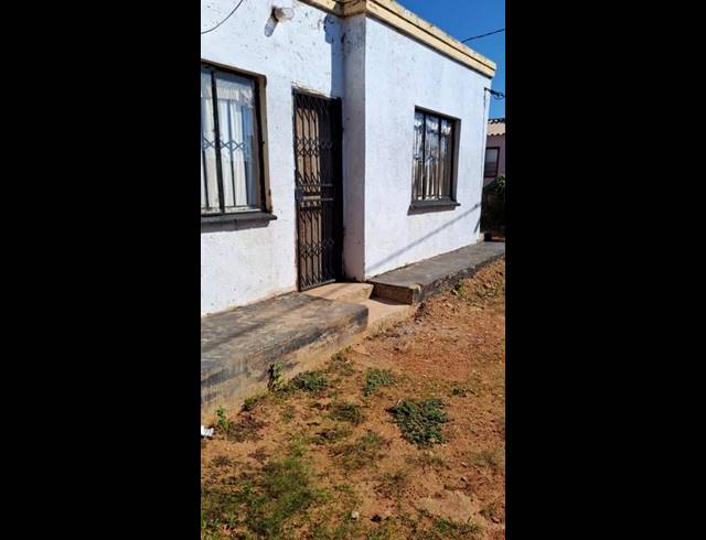 4 BEDROOM HOUSE FOR SALE IN VLAKFONTEIN